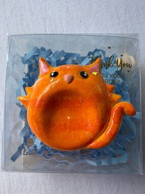 Handcrafted Orange Cat Worry Stone  - Cute Ceramic Cat Bowl